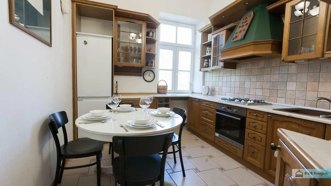 Warsaw Concierge Praga Gallery شقة
